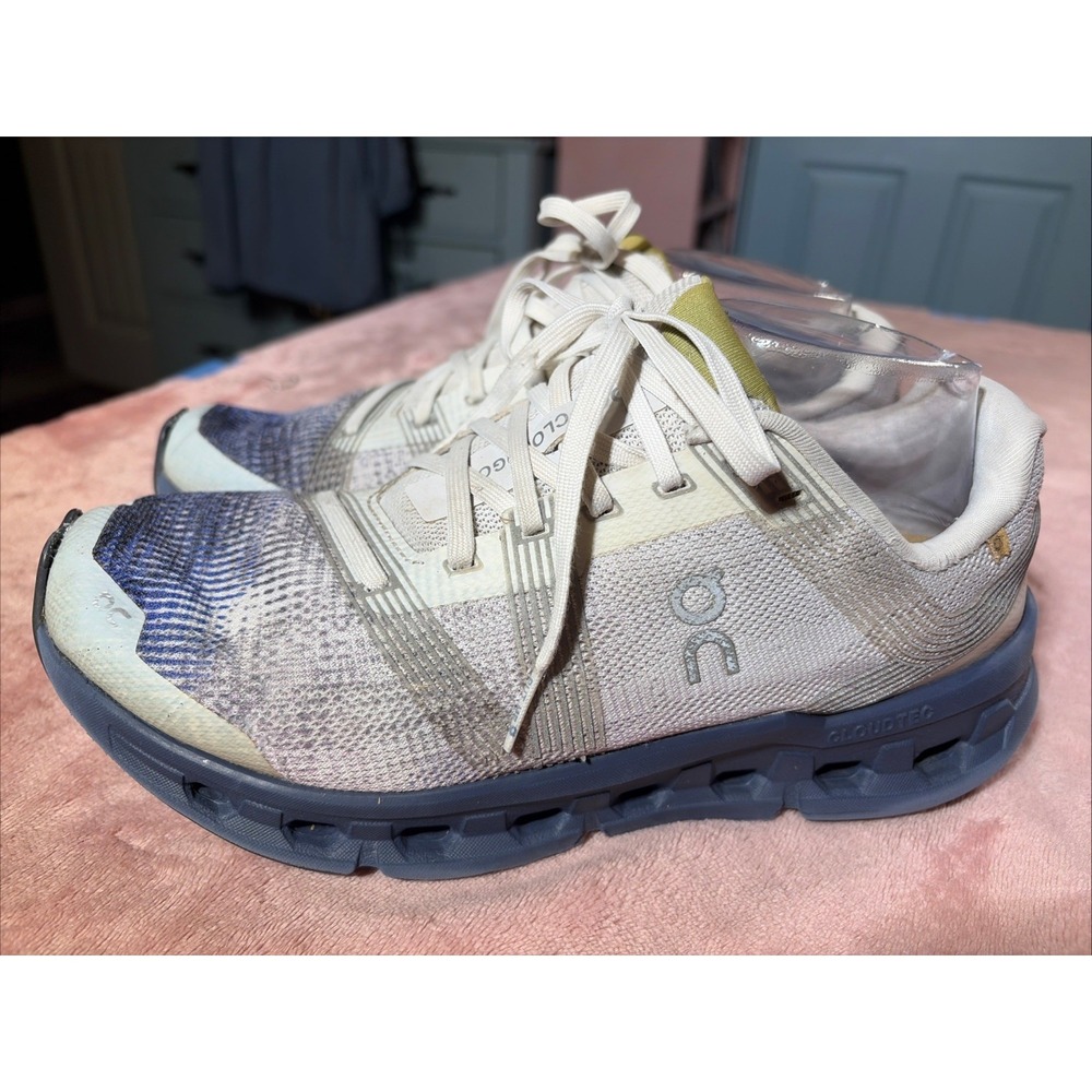 On Cloudstratus Running Shoes White/Almond/blue Women's Size 7.5. Not Perfect!